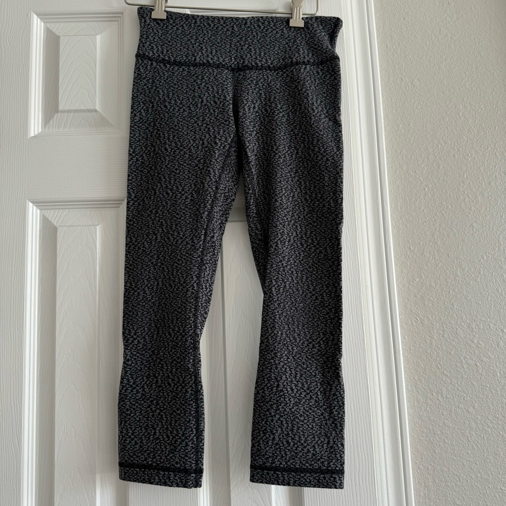 Lululemon Black/Gray Leggings